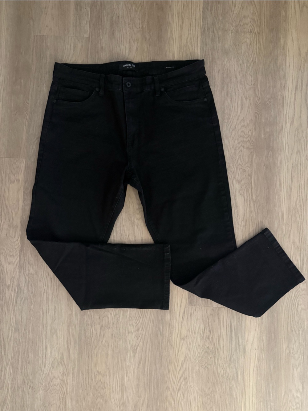 Kenneth Cole Men’s Straight-Leg Jeans (38x30)